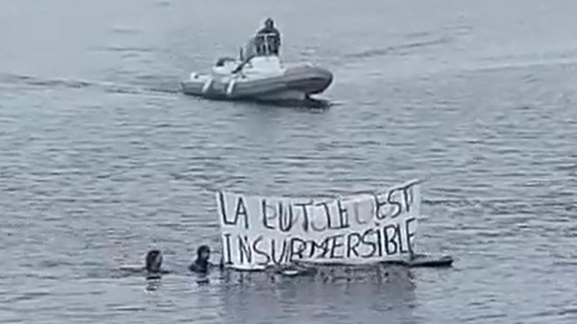 Voile : une casserolade et des manifestants en mer pour le départ de la Transat Paprec